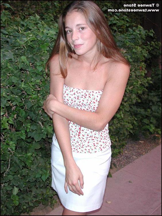 20P Pics of Tawnee Stone flashing her tits outside