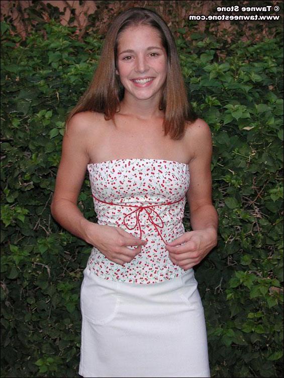 20P Pics of Tawnee Stone flashing her tits outside