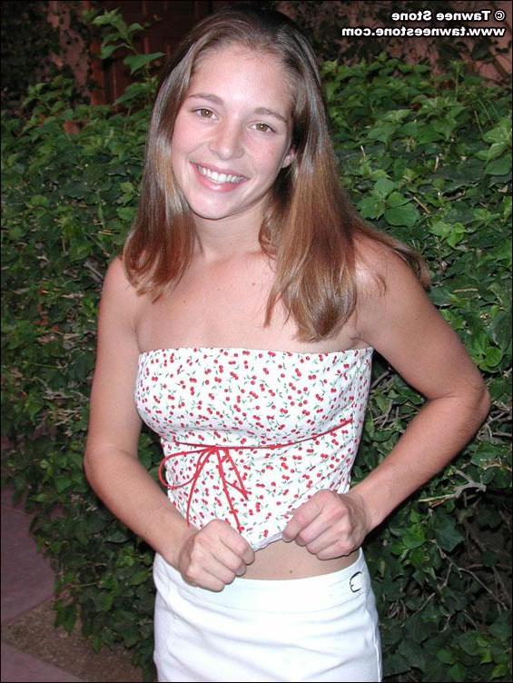 20P Pics of Tawnee Stone flashing her tits outside