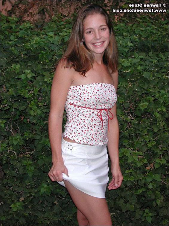20P Pics of Tawnee Stone flashing her tits outside