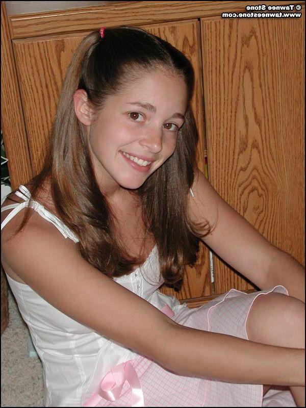 20P Pictures of teen nympho Tawnee Stone getting naked for you