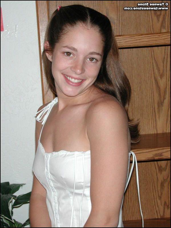 20P Pictures of teen nympho Tawnee Stone getting naked for you
