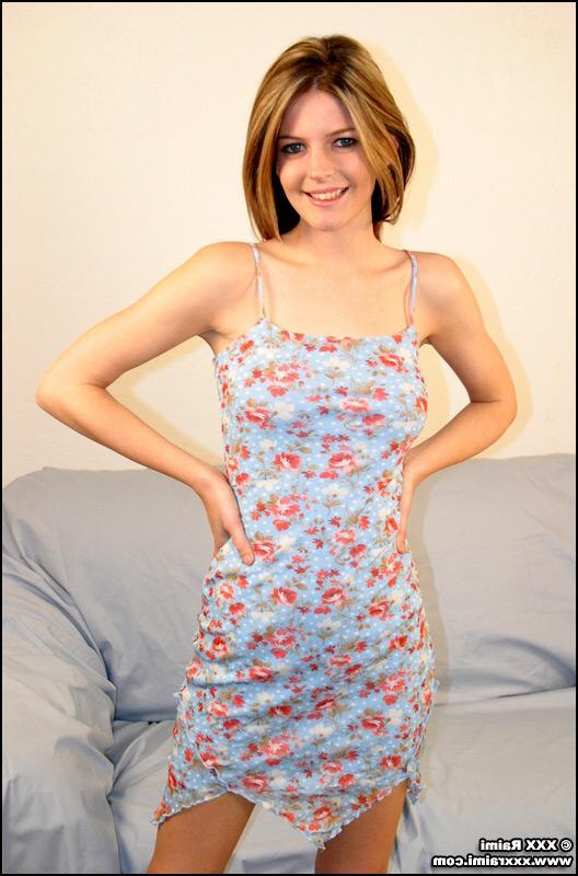 20P Pictures of XXX Raimi spreading her legs