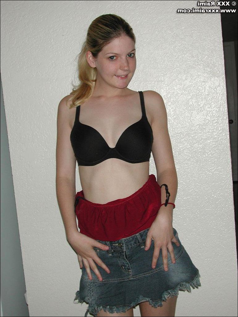 20P Pictures of XXX Raimi nude and spreading her legs