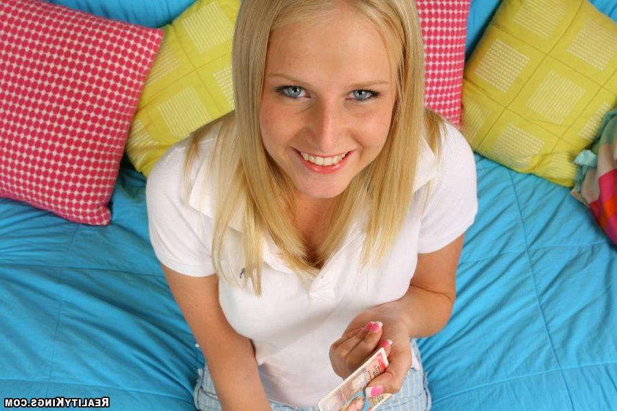 20P Pictures of a hot teen girl getting fucked hard