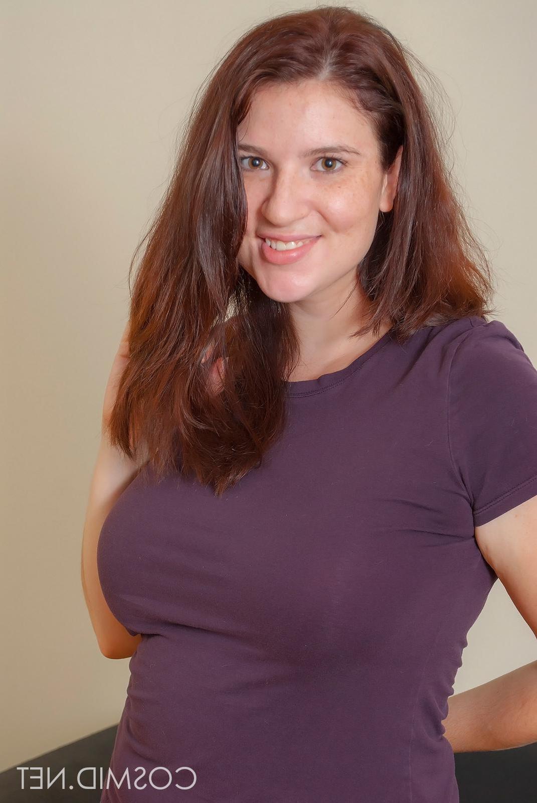 16P Brunette coed Honey strips for you in her first photo shoot