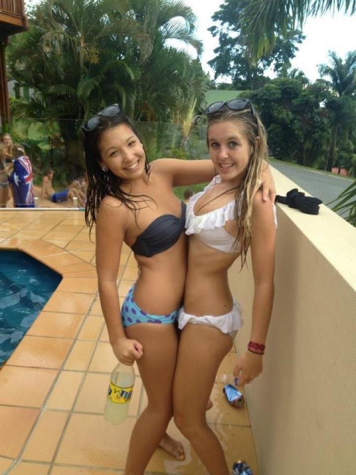 15P Super hot college girls go wild on spring break