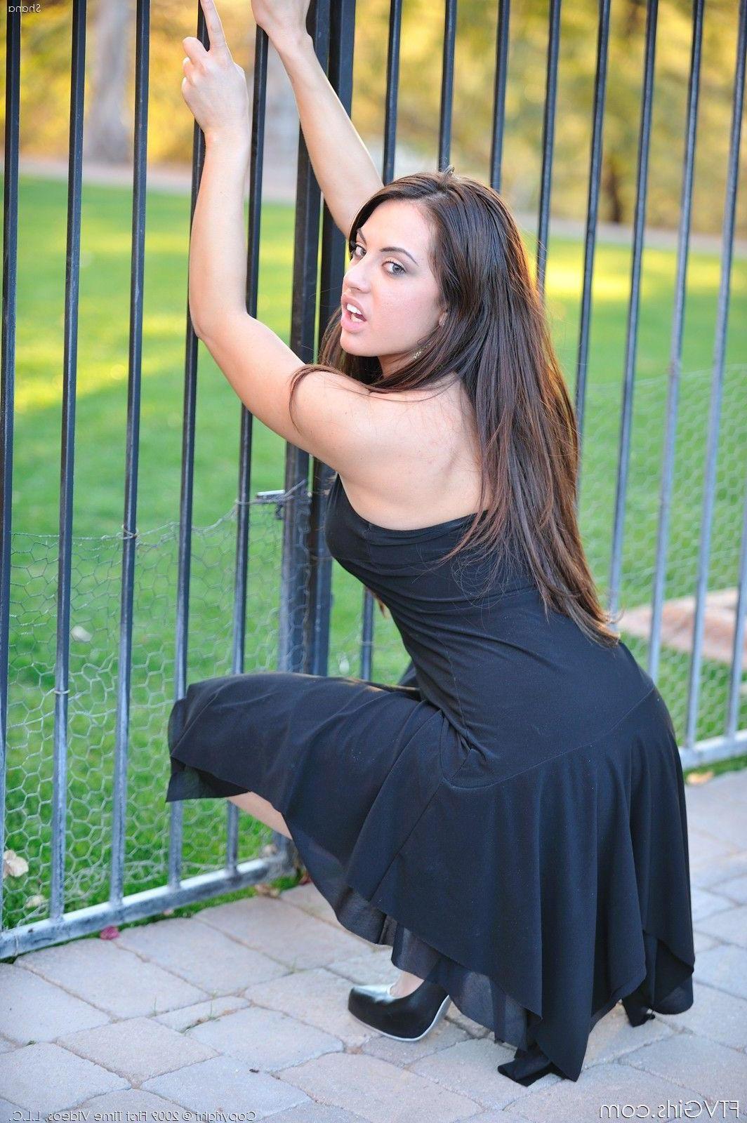 15P Pictures of teen amateur Shana flashing her stuff in the park