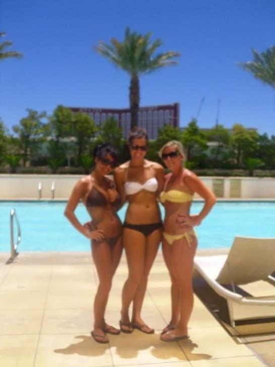 10P Hot spring break girls with big boobs tease on camera