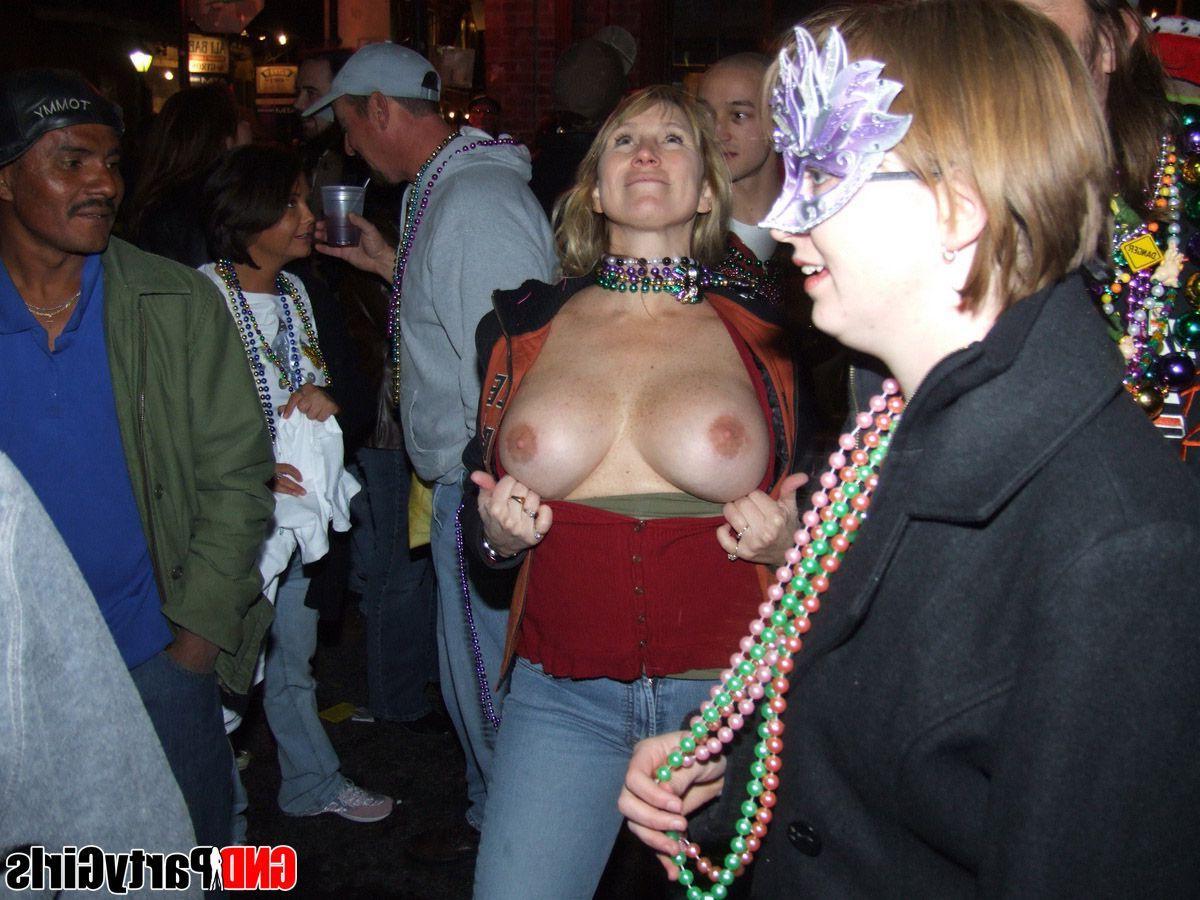 12P Pictures of wild party girls going crazy