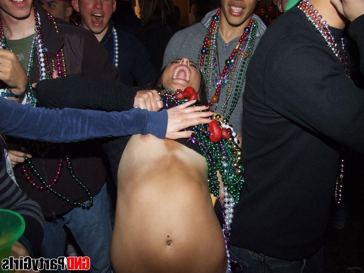 12P Pictures of drunk teen girls flashing