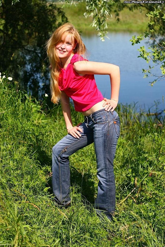 18P Petite fox Alina strips naked outdoors just for you