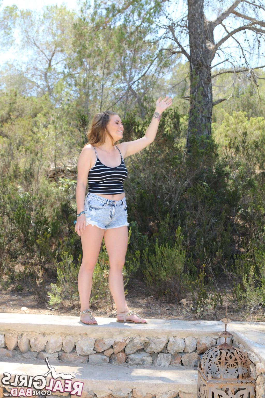 12P Brunette coed strips on vacation for you