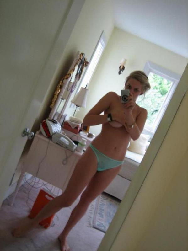 14P Naughty amateur GF with fine boobs takes selfies