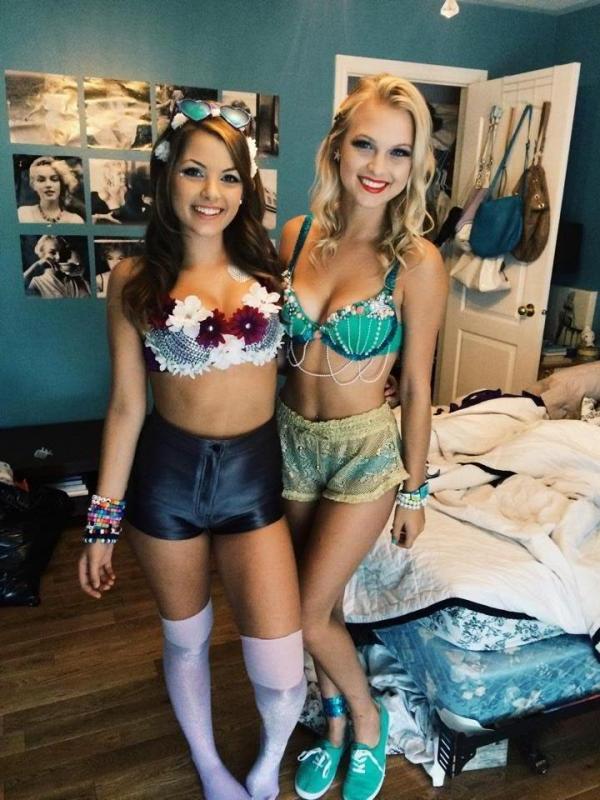 14P Hot college coeds take selfies while partying