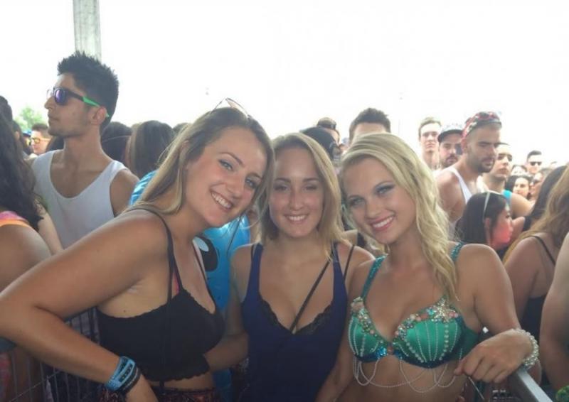 14P Hot college coeds take selfies while partying
