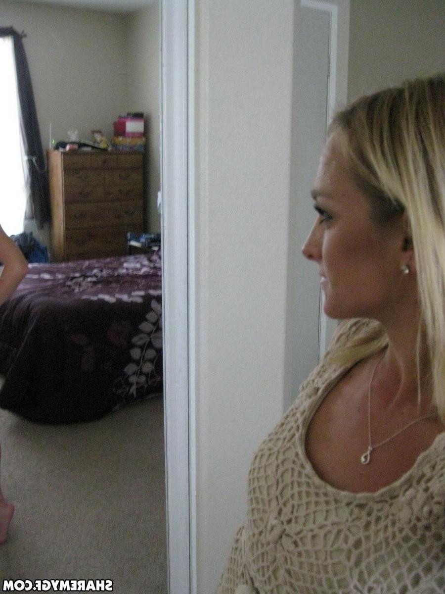 12P Petite blonde girlfriend takes selfies of her boobs and round ass