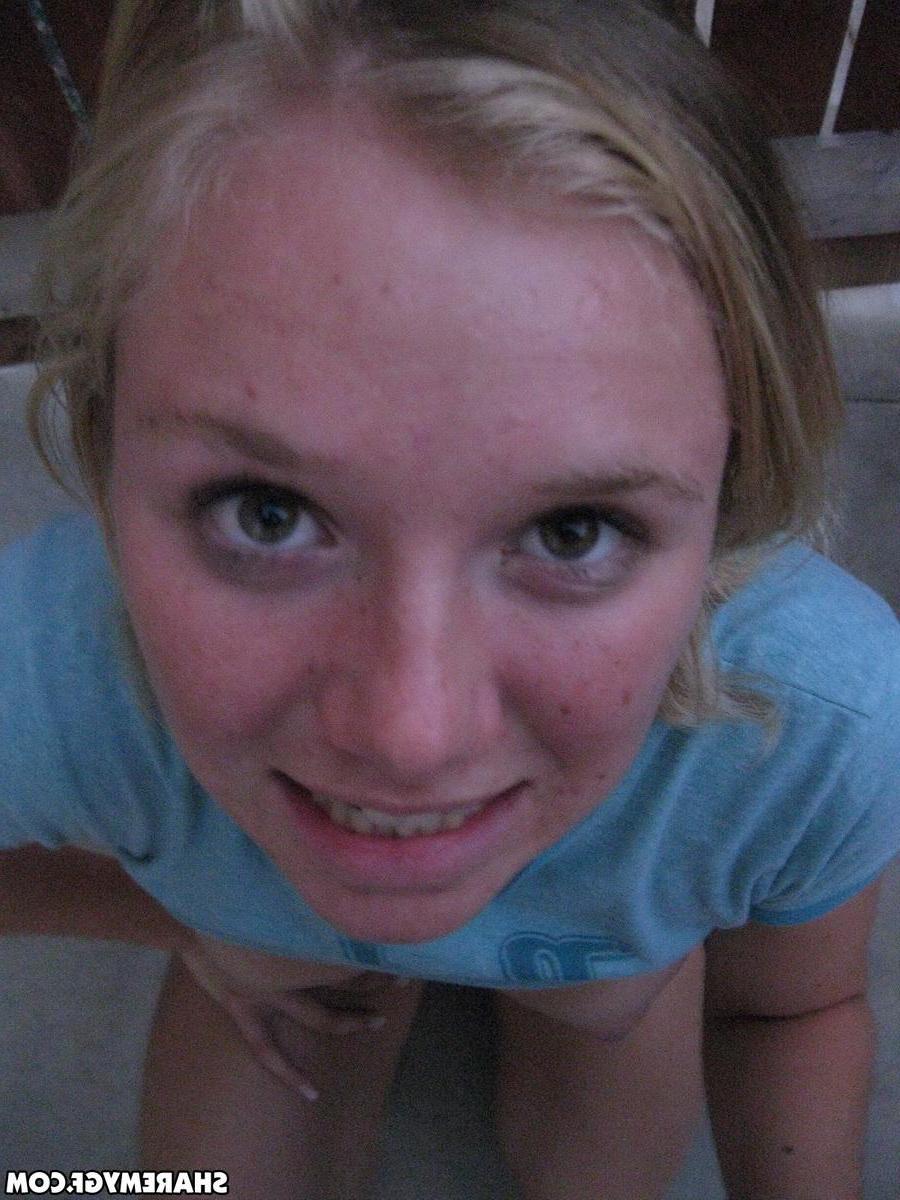 20P Blonde GF takes some selfies of her hot pussy