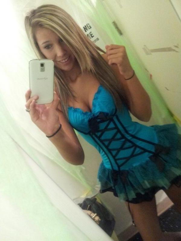 16P Hot and naughty girlfriends display their tits and pussy