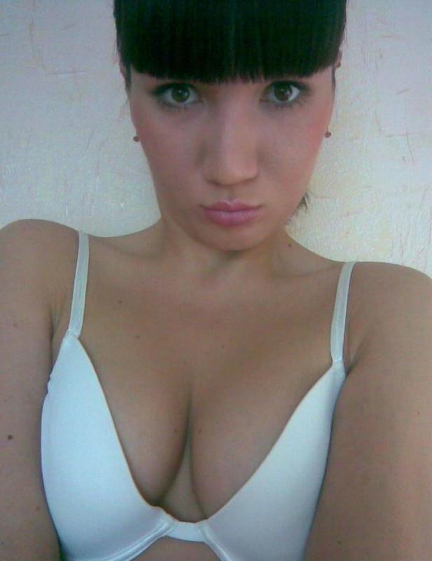 16P Hot and naughty girlfriends display their tits and pussy