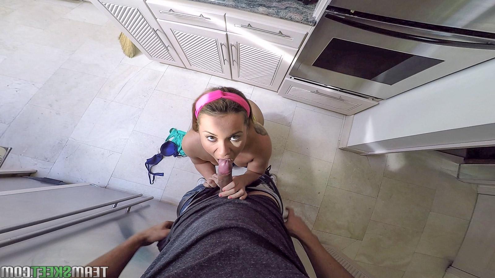 12P Blonde teen Klara Gold puts out for money