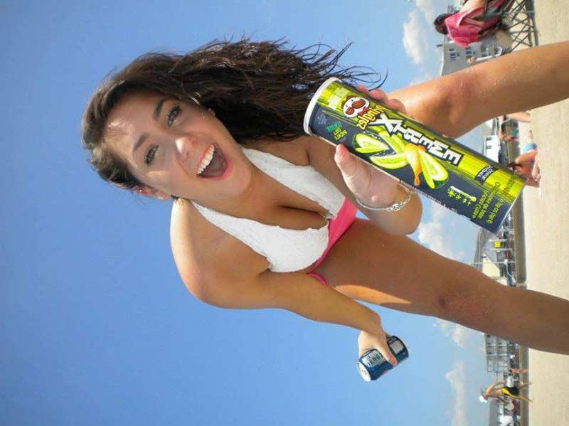 15P Naughty college coeds share some sexy selfies
