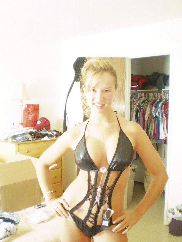 15P Incredible hot teen coeds take pictures of their bodies