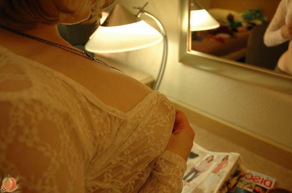 16P Pictures of teen hottie Cindy being your horny nerd girl