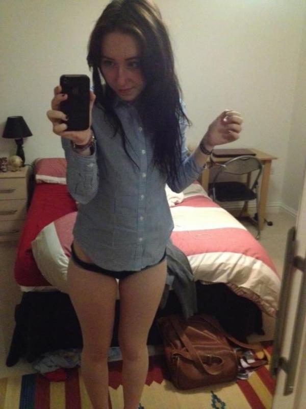 10P Naughty amateur babe flashes her perky tits while camwhoring