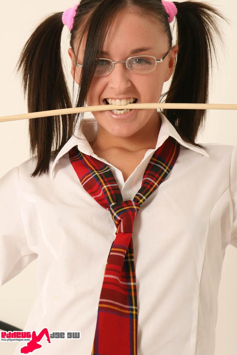 15P Pictures of a schoolgirl getting naked