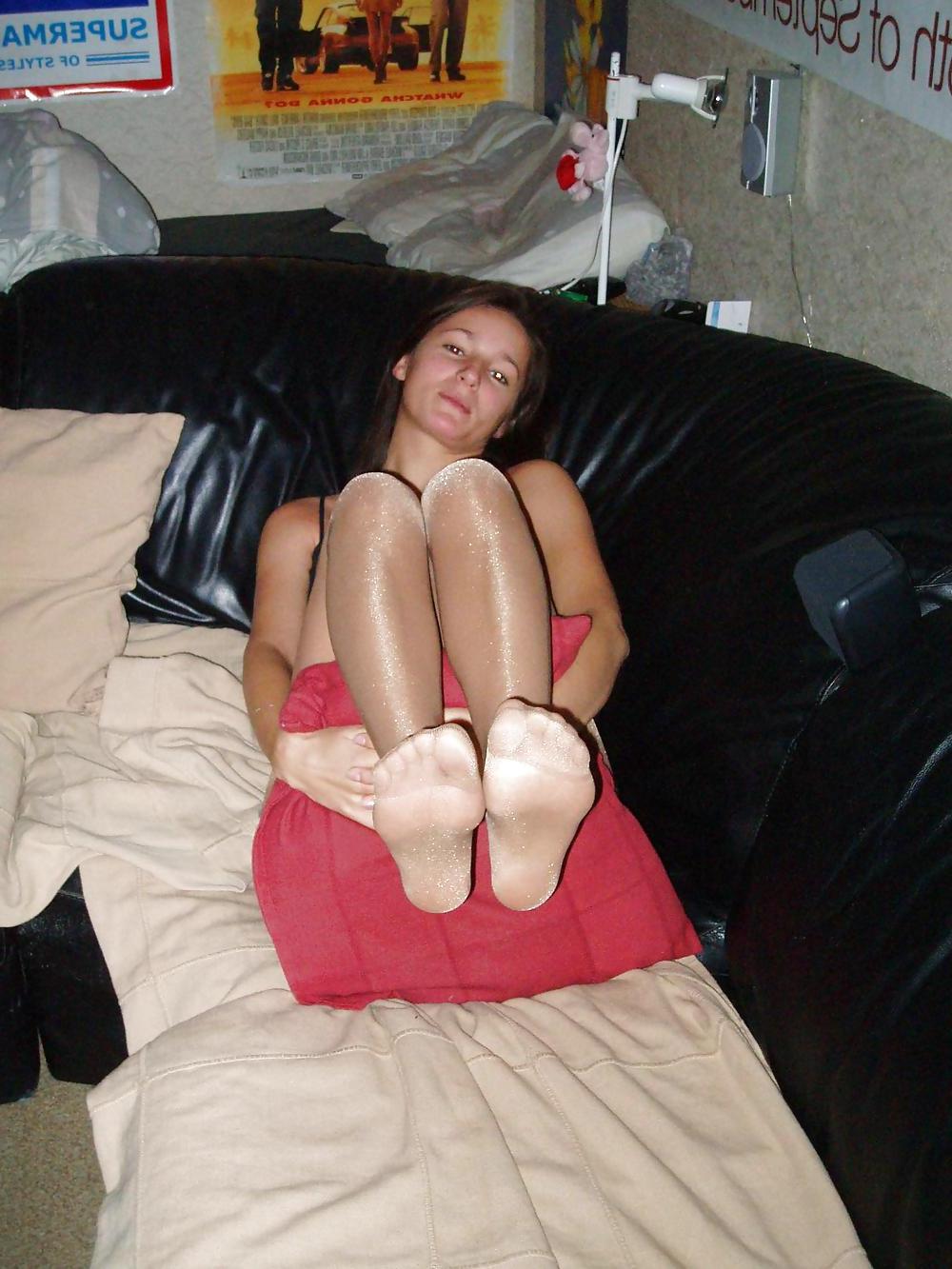 25P Tan nylons