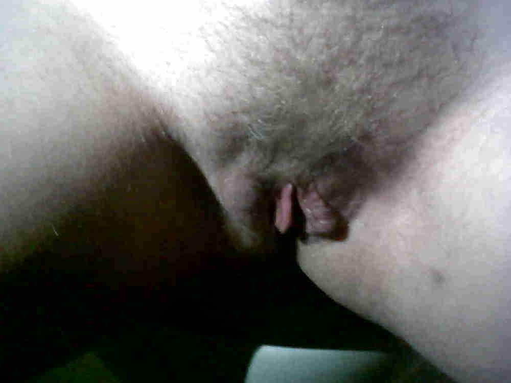 6P Small tits hairy pussy 