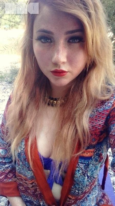 10P Blonde teen Misha Mayfair shares some hot selfies