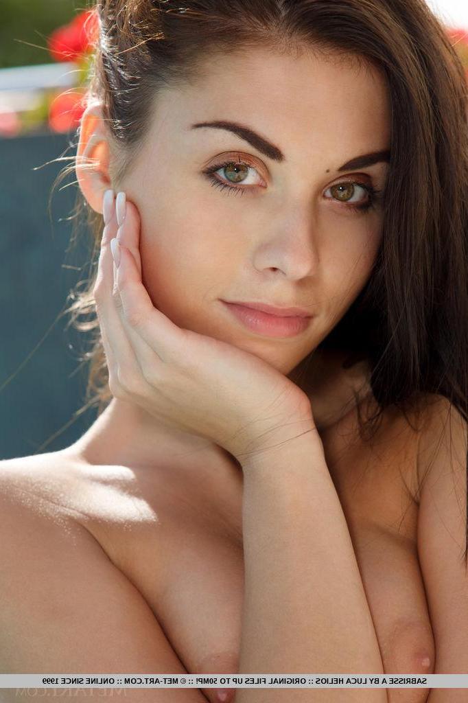 16P Hot girl Sabrisse A strips completely naked outside and spreads her beautiful legs