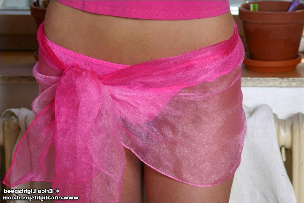 20P Pictures of Erica Lightspeed flashing her perky teen tits