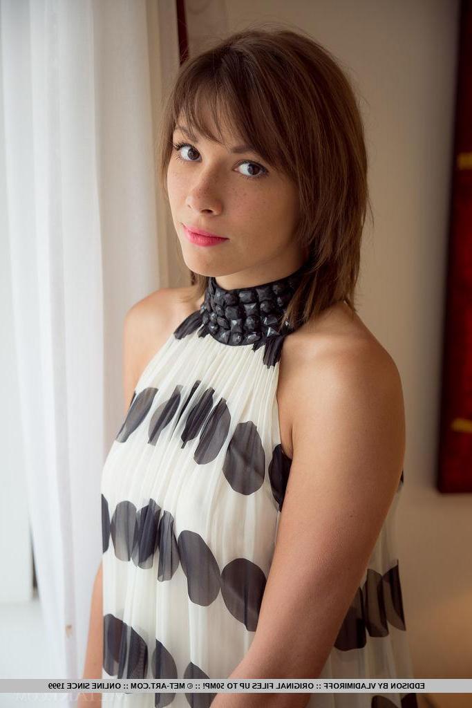 18P Hot girl Eddison strips naked for you by the window