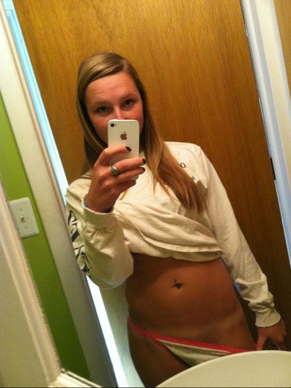 15P Horny college teens get naked and take selfies