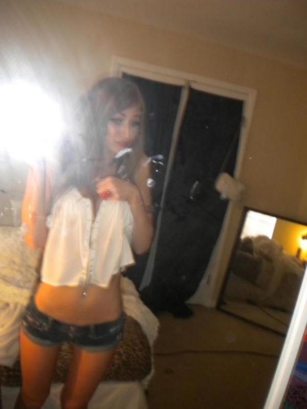 14P Hot college GF shows off her tight body in various sexy outfits