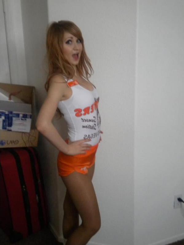 14P Hot college GF shows off her tight body in various sexy outfits