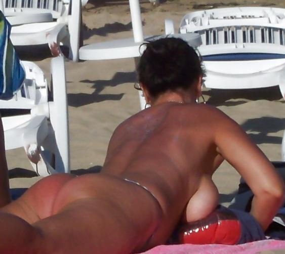 19P Beach babes greasy ass