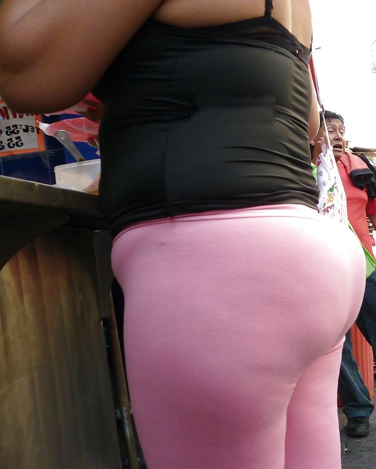 17P Prostitute pink pants