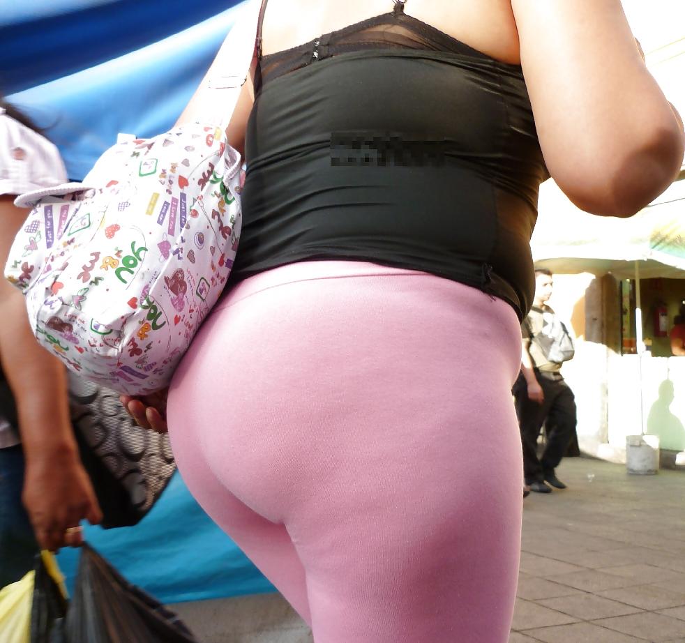 17P Prostitute pink pants