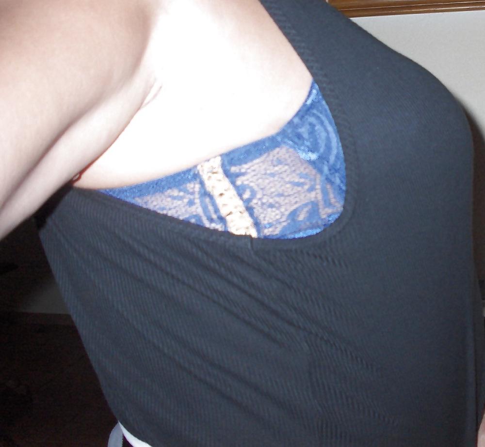 25P Sissy Secretary