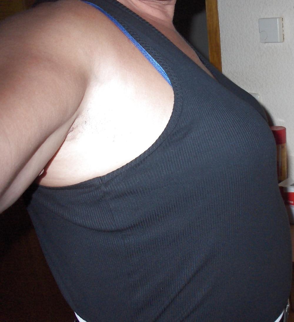 25P Sissy Secretary