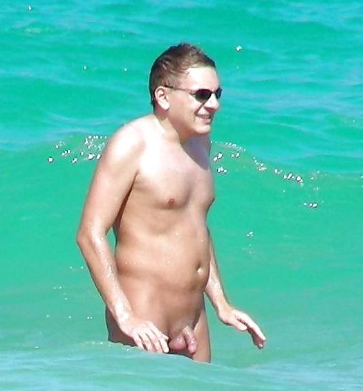 25P Nudist Beach 9