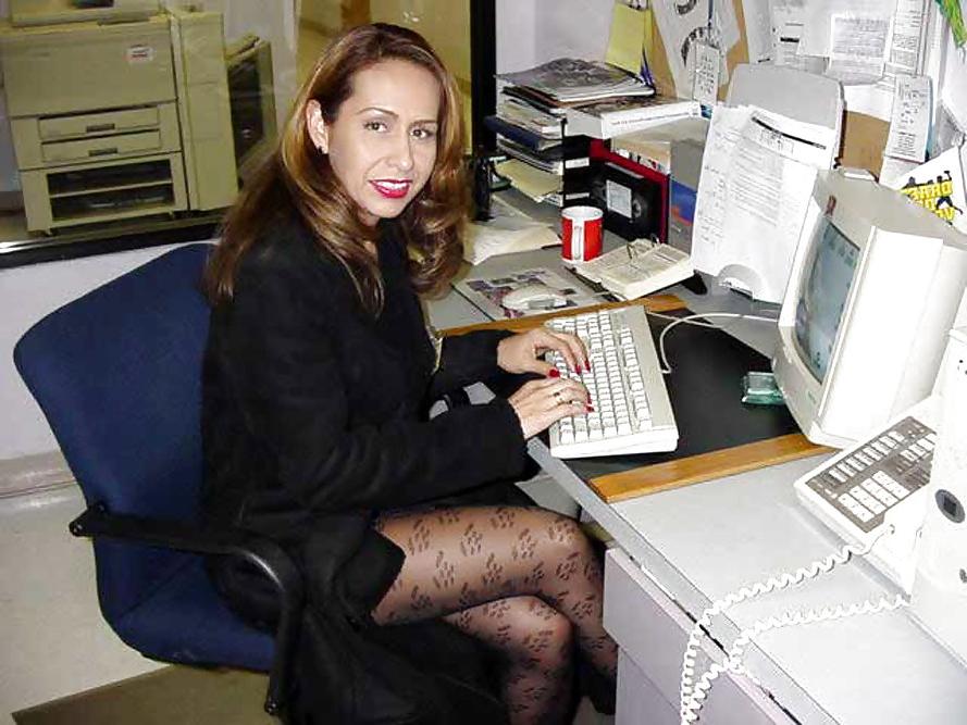 25P Büroschlampen-Sexschweine