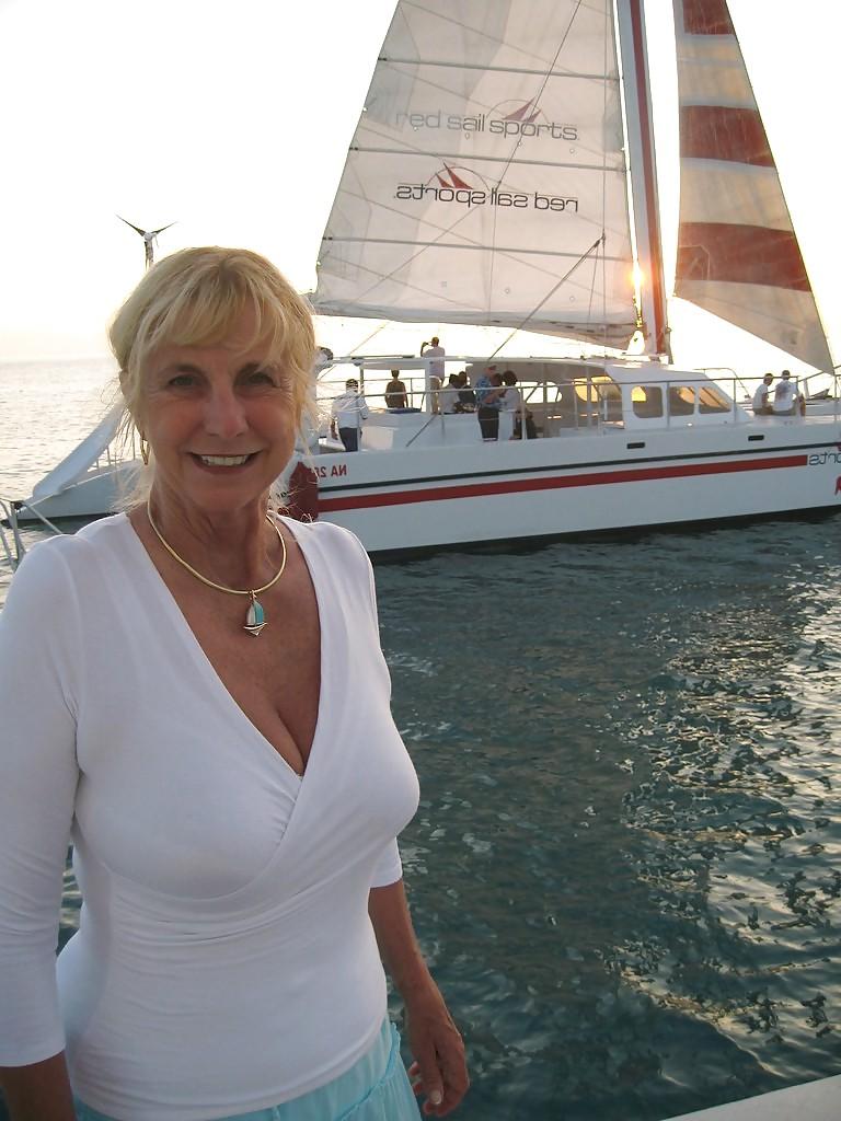 25P Sexiest Mature Woman Ever