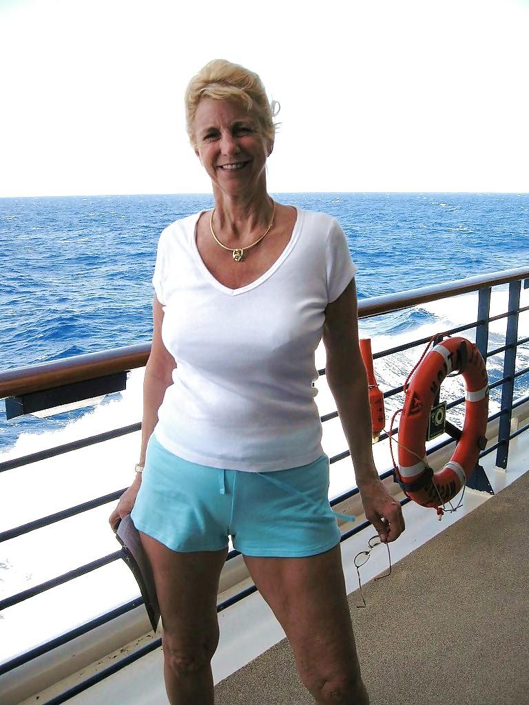 25P Sexiest Mature Woman Ever