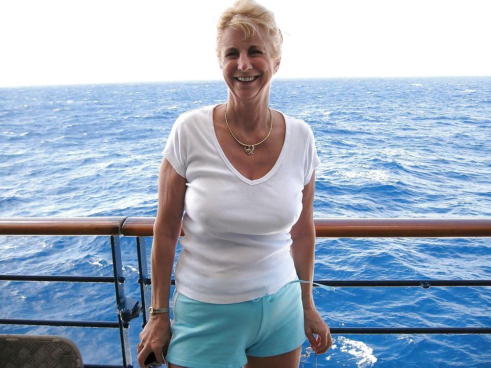 25P Sexiest Mature Woman Ever