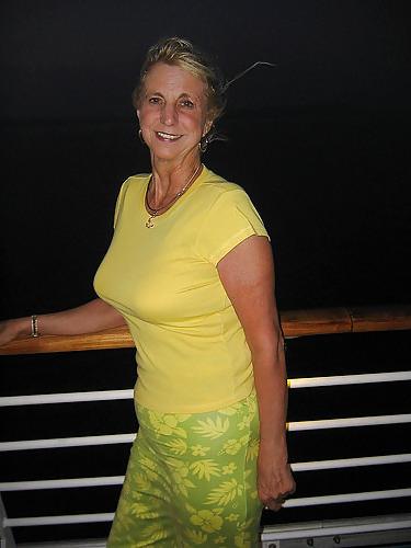 25P Sexiest Mature Woman Ever